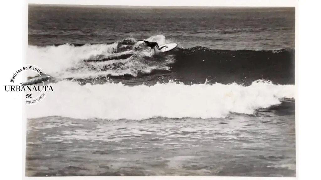 Surf no Pacífico, Playa de Senoritas, Punta Hermosa, Perú. || Foto: Eduardo Rocha